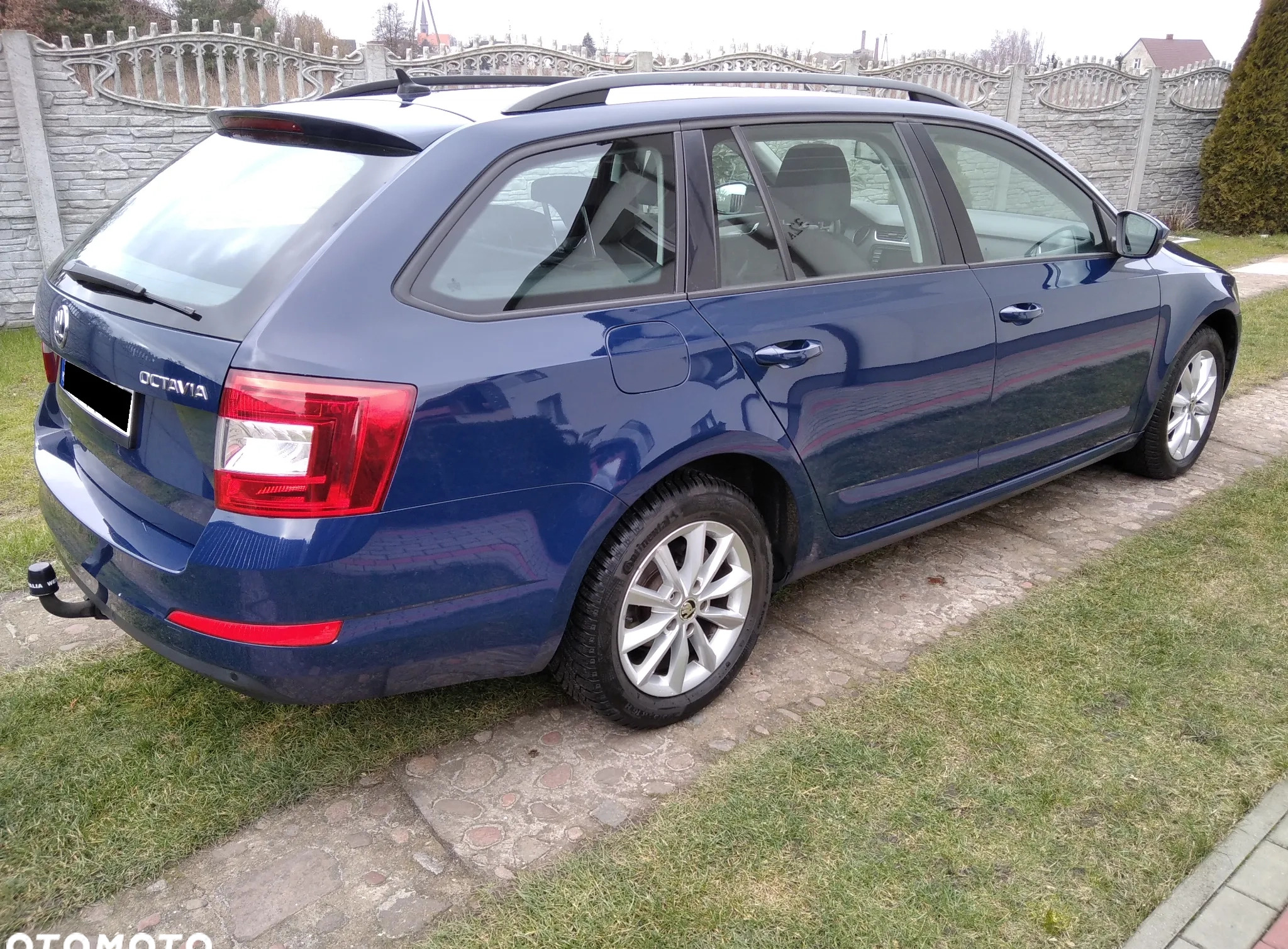 Skoda Octavia cena 36800 przebieg: 220600, rok produkcji 2015 z Stawiszyn małe 121